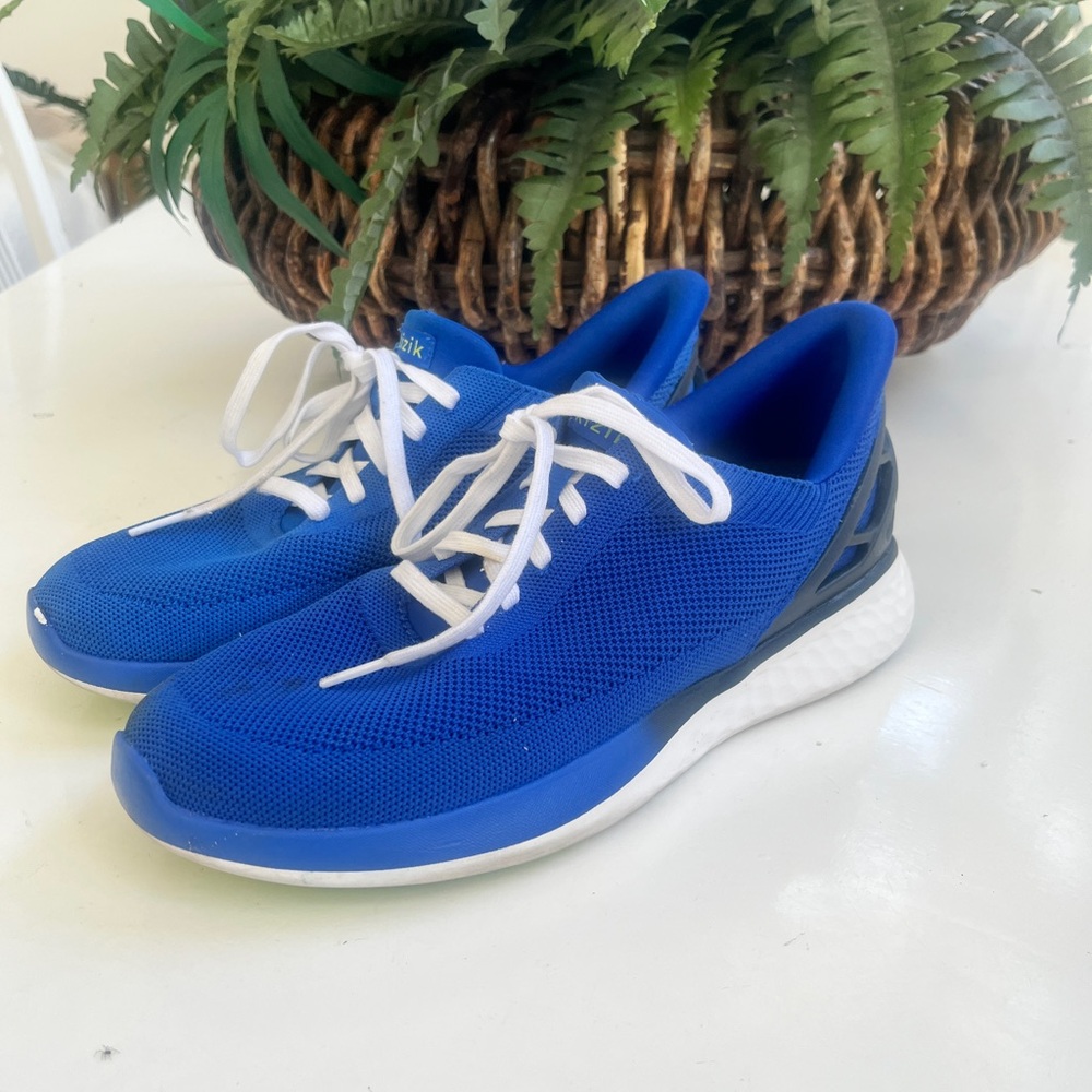 Kizik Athens Hands Free Sneakers Shoes Mens Size 9 Cobalt Blue Walking Casual